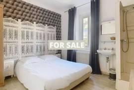 Town House 10kms from Mont-St-Michel