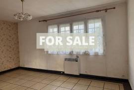 Town House with Neat Garden