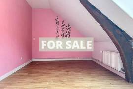 Property with Business Space and Apartment