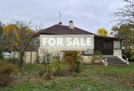 Detached House with Mature Garden