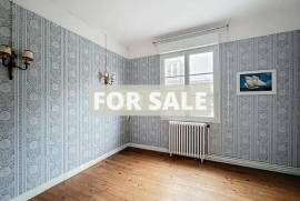 Town House in Good Order