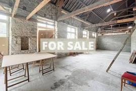 Large Property in the Town of Vire in Normandy Large Property in the Town of Vire in Normandy