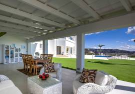 Spectacular 4 Bedroom Residence Plus Guest Annex - Peyia, Paphos
