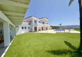 Spectacular 4 Bedroom Residence Plus Guest Annex - Peyia, Paphos