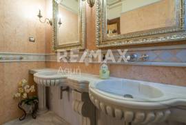 House 506 sq.m for sale