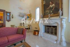 House 506 sq.m for sale