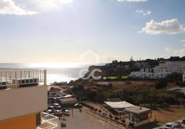 1 bedroom apartment (T0+1) with SEA VIEW on the first line of the beach in Armação de Pêra