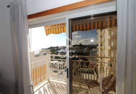 1 bedroom apartment (T0+1) with SEA VIEW on the first line of the beach in Armação de Pêra