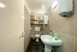 Espaço comercial adaptado para atividade de Takeaway em Algueirão