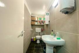 Espaço comercial adaptado para atividade de Takeaway em Algueirão