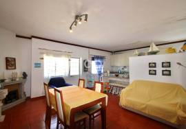 T4+1 Villa in highly desirable area in Aljezur
