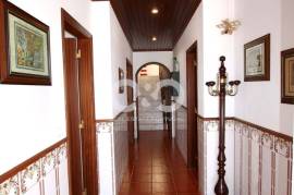 T4+1 Villa in highly desirable area in Aljezur
