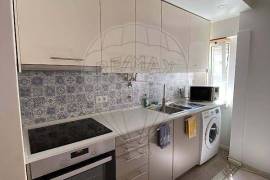 T1-Bedroom Apartment for Rent in Parede (furnished)