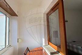 T1-Bedroom Apartment for Rent in Parede (furnished)