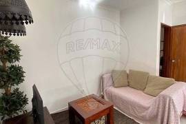 T1-Bedroom Apartment for Rent in Parede (furnished)