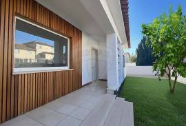 4-bedroom house in a quiet neighborhood – excellent opportunity!