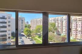 2 Bedroom Apartment in OLAIAS with BALCONY and PARKING space.