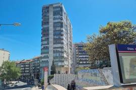 2 Bedroom Apartment in OLAIAS with BALCONY and PARKING space.
