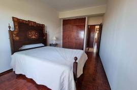 2 Bedroom Apartment in OLAIAS with BALCONY and PARKING space.