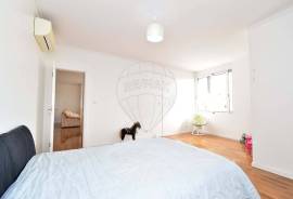 2-Bedroom Apartment in Bairro do Rosário