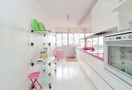 2-Bedroom Apartment in Bairro do Rosário