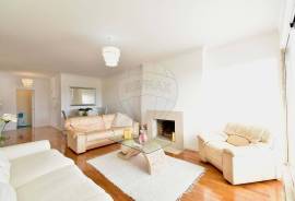 2-Bedroom Apartment in Bairro do Rosário