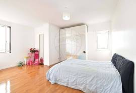 2-Bedroom Apartment in Bairro do Rosário