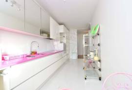 2-Bedroom Apartment in Bairro do Rosário