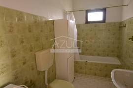 Villa 2x2 bedroom with Renovation Potential and Additional Building Plot Villa 2x2 bedroom with Renovation Potential and Additional Building Plot