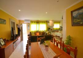 Villa 2x2 bedroom with Renovation Potential and Additional Building Plot Villa 2x2 bedroom with Renovation Potential and Additional Building Plot