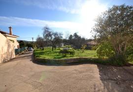 Villa 2x2 bedroom with Renovation Potential and Additional Building Plot Villa 2x2 bedroom with Renovation Potential and Additional Building Plot