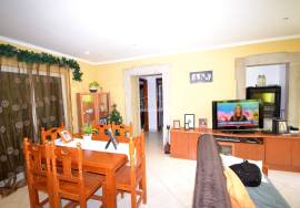 Villa 2x2 bedroom with Renovation Potential and Additional Building Plot Villa 2x2 bedroom with Renovation Potential and Additional Building Plot