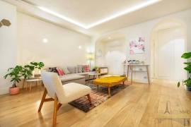 Sta Catarina - Lisbon - 1 suite apartment with south-facing garden - high-end renovation