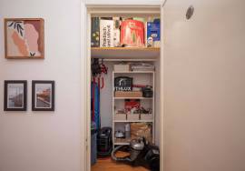 Refurbished 2 bedroom apartment near the Metro in Odivelas