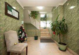 Refurbished 2 bedroom apartment near the Metro in Odivelas