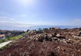 Land Santa Cruz Beatas