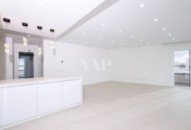 ERILUC - 3 bedroom penthouse apartment with sea view in Quarteira