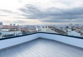 ERILUC - 3 bedroom penthouse apartment with sea view in Quarteira