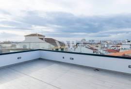 ERILUC - 3 bedroom penthouse apartment with sea view in Quarteira