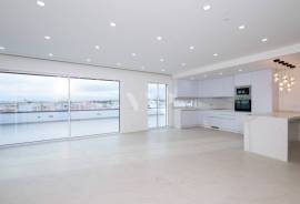 ERILUC - 3 bedroom penthouse apartment with sea view in Quarteira