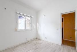 2+1 Bedroom Villa to Renovate 400m from the Beach – Quinta do Romão, Quarteira