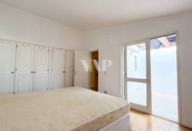 2+1 Bedroom Villa to Renovate 400m from the Beach – Quinta do Romão, Quarteira