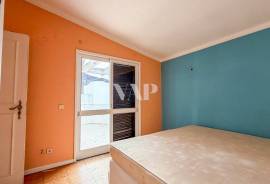 2+1 Bedroom Villa to Renovate 400m from the Beach – Quinta do Romão, Quarteira