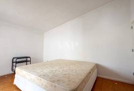 2+1 Bedroom Villa to Renovate 400m from the Beach – Quinta do Romão, Quarteira