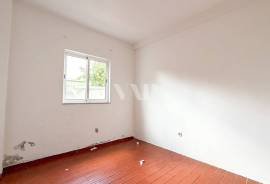 2+1 Bedroom Villa to Renovate 400m from the Beach – Quinta do Romão, Quarteira