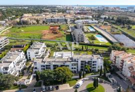 2 Bedroom Apartment with Pool, Golf View and Marina in Vilamoura