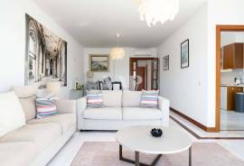 2 Bedroom Apartment with Pool, Golf View and Marina in Vilamoura