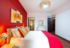 Two Independent 3-Bedroom Villas with Pool and Garden in Boliqueime