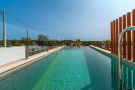 Stunning Modern Townhouses with Panoramic Views in Vale d’Eguas