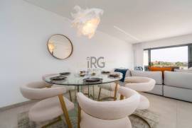 Stunning Modern Townhouses with Panoramic Views in Vale d’Eguas